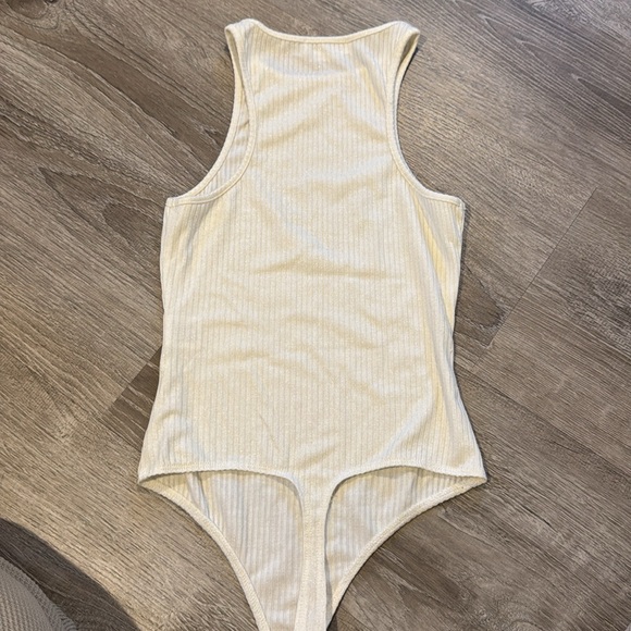 Lovers and friends white bodysuit with a bit of sparkles - Picture 7 of 7